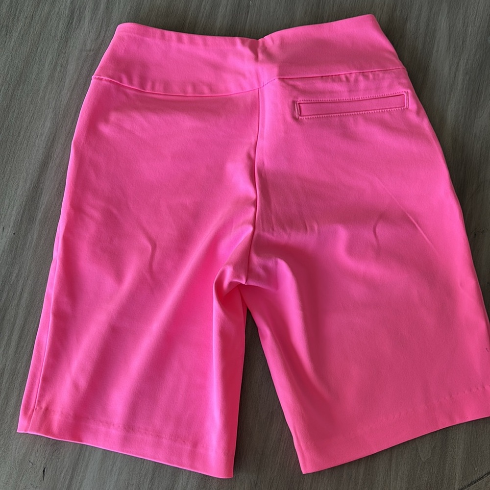 Lily Pulitzer Havana Pink Reid Short UPF50 - Picture 3 of 8